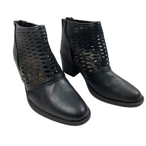 Qupid‎ Ankle Boots Womens Sz 6 Chunky Heel Black Cage Cut Booties